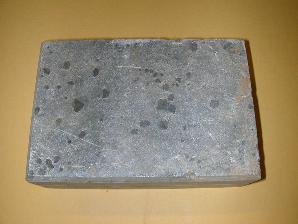 piece / Alberene Soapstone Block for Carving / 7 X 4 3/4 X 2 3 