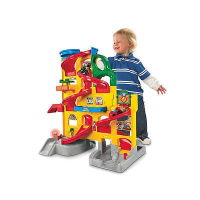 Fisher Price Little People Wheelies Stand n Play Rampway #zTS