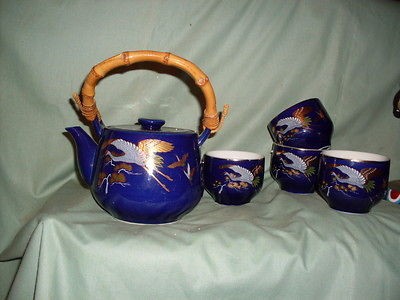   TEA SET W/ 4 CUPS PURE PORCELAIN LIDAS JAPAN WHOOPING CRANE DESIGN