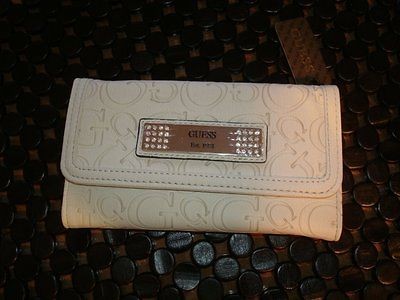 WHITE CHALK SPRING FX LEATHER WALLET RHINESTONES CLUTCH GUESS NWT