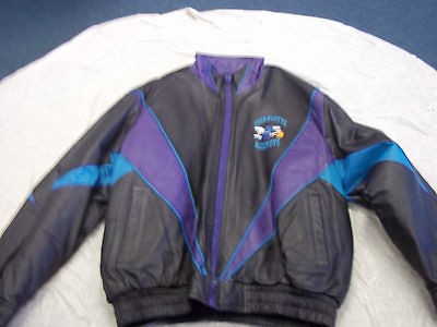 CHARLOTTE HORNETS VINTAGE PRO PLAYER GENUINE LEATHER JACKET