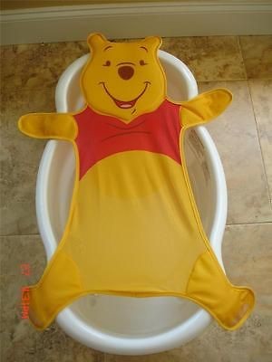 winnie the pooh bath tub euc  14