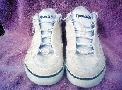 Nice Pre owned Mens White Reebok Classic Sneakers in size U. S. 8