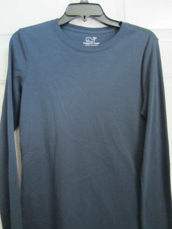 NWT LONG SLEEVE NAVY VINEYARD VINES TEE WITH WHALE LOGO AT HEM  GREAT 