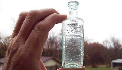 OPEN PONTIL 1850s CRUDE DAVIS VEGETABLE PAIN KILLER DRIPPY LIP 4 1/4 