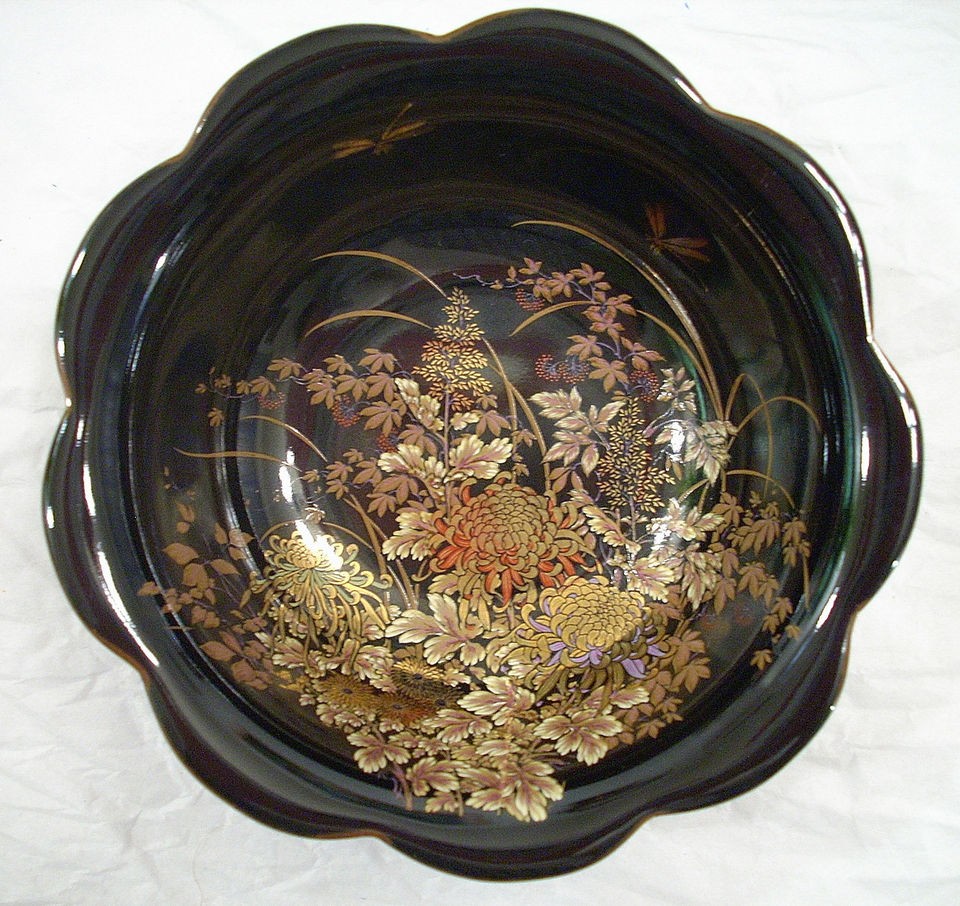 SHIBATA JAPAN BLACK PORCELAIN BOWL WITH ENAMEL & GOLD FLOWERS 