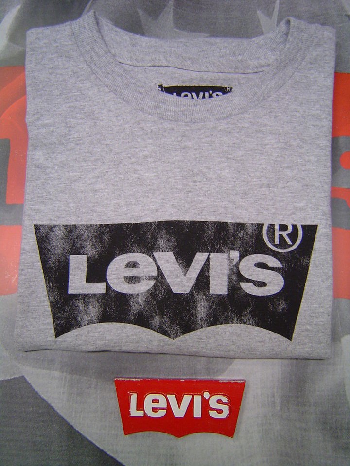 levi s short sleeve crew neck batwing t shirt h grey