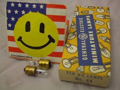 GE 44 Made in USA 6/volt Brass Bayonet Vintage Radio Dial Lamp Bulb x2 