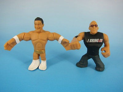 wwe wrestling rumblers figure evan bourne the rock 2 pack