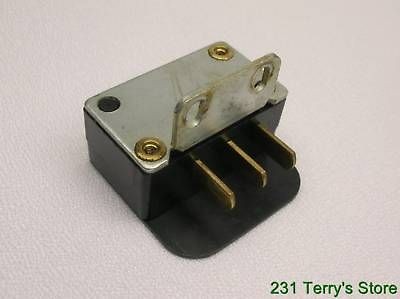 kenmore sewing machine 158 series 3 prong plug time left
