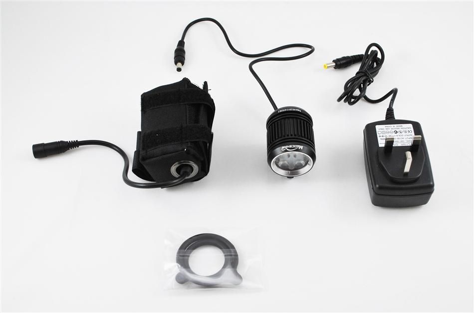 MagicShine MJ 870 Front Cycle Light Huge 1200 Lumens Digi Battery 