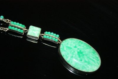   Art Deco Signed Czechoslovakia Open Back Green Glass Sautoir Necklace