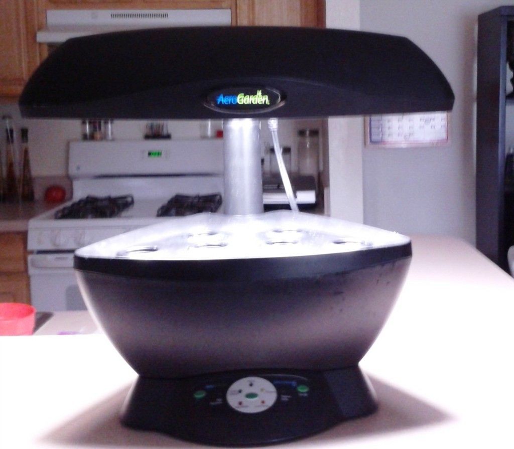 Aerogarden Space Saver 6 Indoor Garden Black