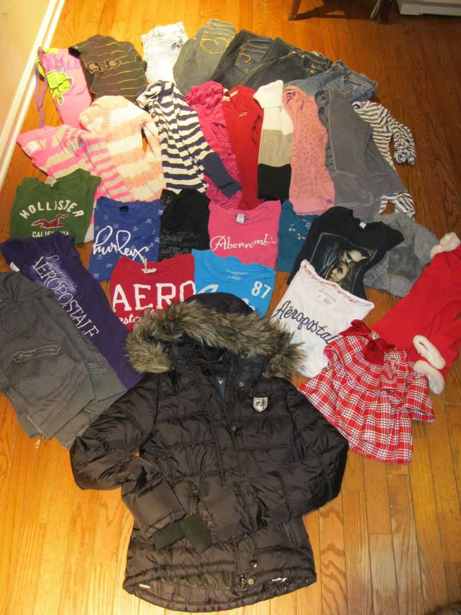 GIRLS NAMEBRAND 30 PC CLOTHING LOT AERO, AM EAG, JUSTICE, ABER. HOLLIS 