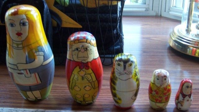 PC Alice in Wonderland Nesting Doll Set w Drawstring Bag