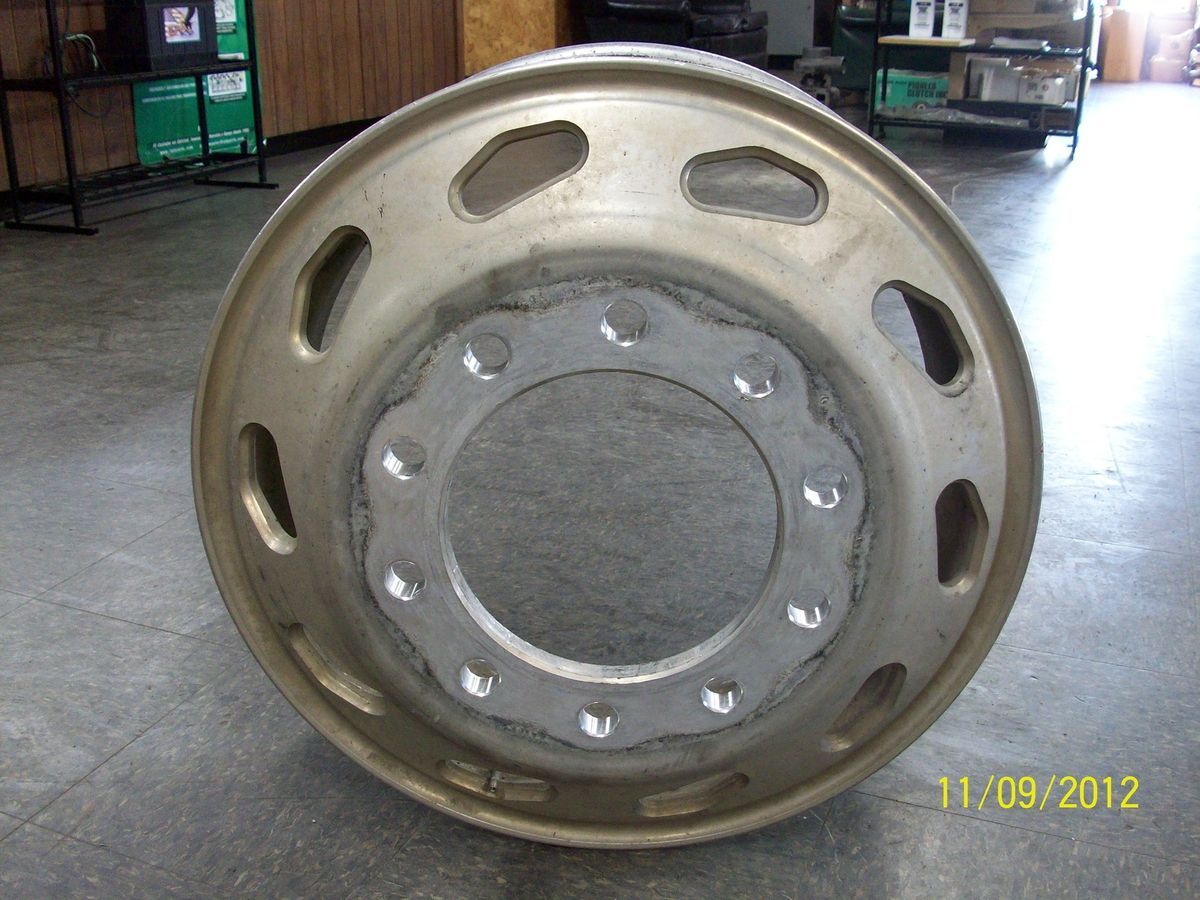 22 5 Aluminum Semi Truck Wheel Freightliner Alcoa Accuride Hub Pilot 