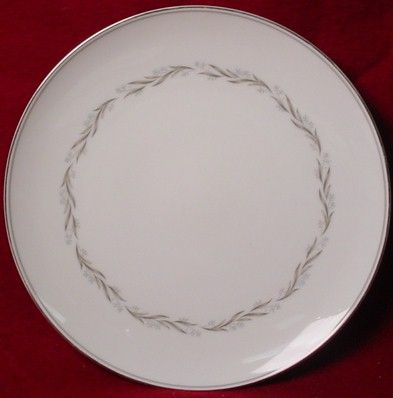 NORITAKE china ALMONT 6125 pattern DINNER Plate