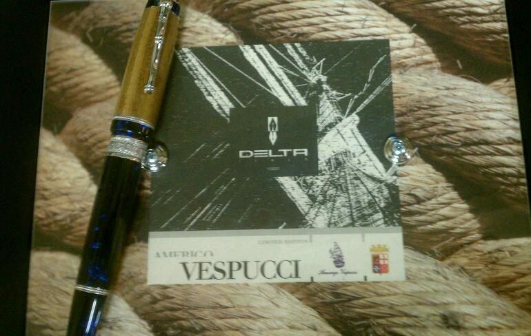 Delta Amerigo Vespucci Blue Special LE Button Filler Fountain Pen 18K 