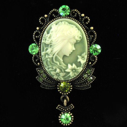 Antique Design Green Emerald Cameo Pin Brooch Pendant