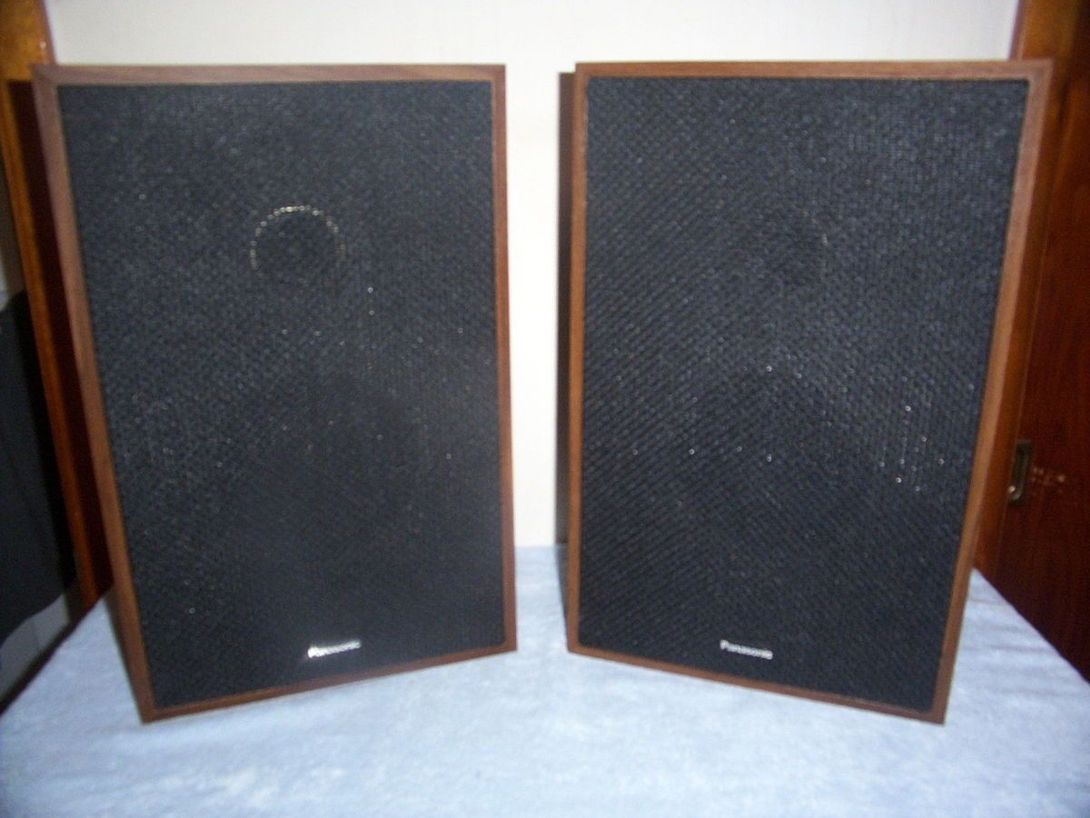 VINTAGE PANASONIC STEREO SPEAKERS, MODEL SB 104 FOR SB 1042 STEREO 