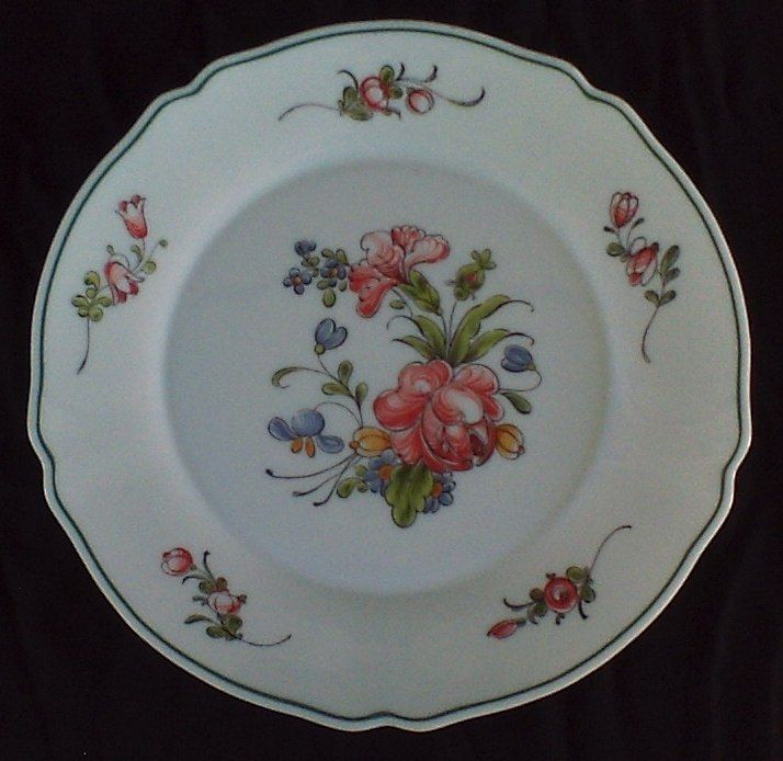 Arcopal France Provincial 10 3 8 Dinner Plate