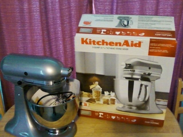 KitchenAid 5 Quart Tilt Head Artisan Stand Mixer Metallic Chrome 