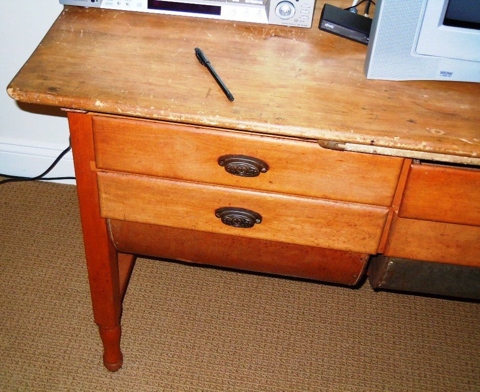 Antique Bakers Table Tin Lined Drawer Early 1900s NJ Local Pick Up 