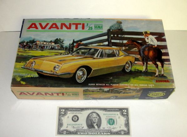 25 Aurora 1964 Studebaker Avanti Unbuilt in Original Box