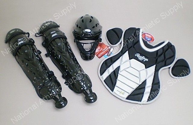 Rawlings XRD Series Catchers Gear Set With CFA1JP Helmet