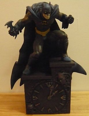 BATMAN STATUE CLOCK TOWER PAQUET BISLEY DC DIRECT TOYS FIGURE ANIMATED