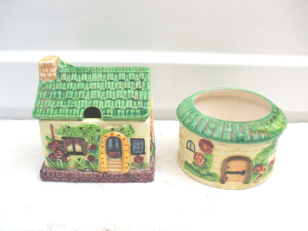 Japanese Marutomoware Cottage Shaped Jam Jar 3.5L With Pot 3.5D