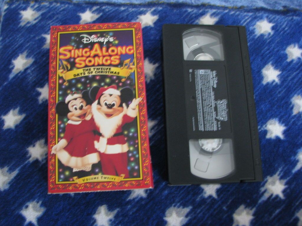 DISNEY SING ALONG SONGS THE TWELVE DAYS OF CHRISTMAS VOLUME TWELVE 