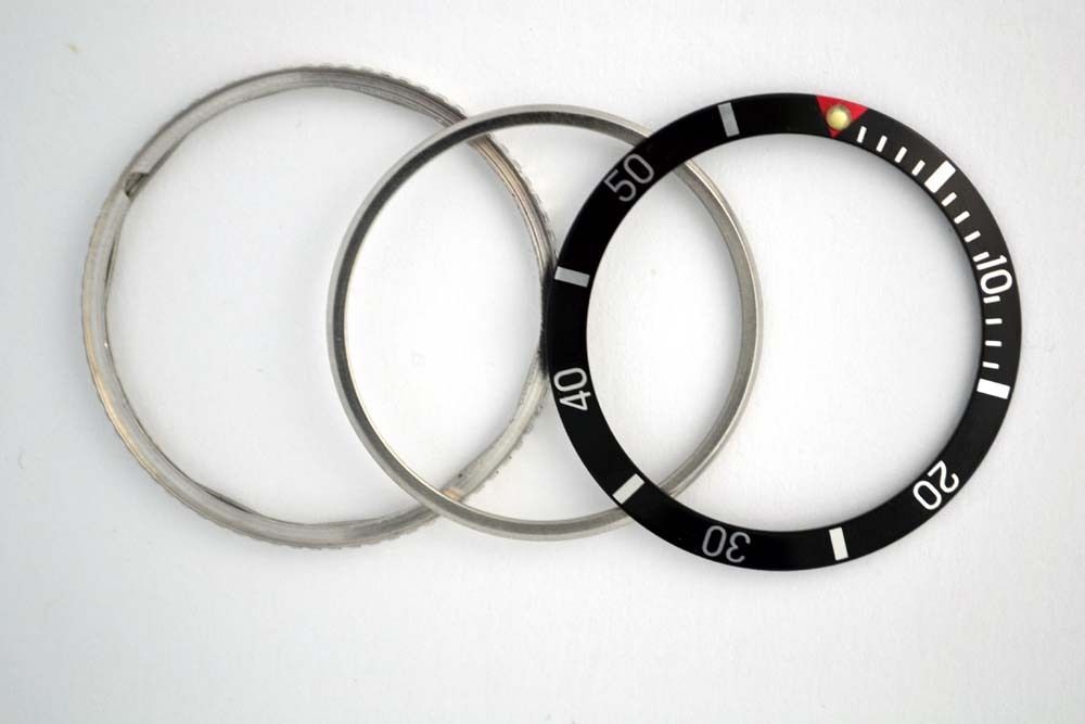 RED TRIANGLE BEZEL SET FOR VINTAGE ROLEX SUB 6200, 6204, 6536, 6538 