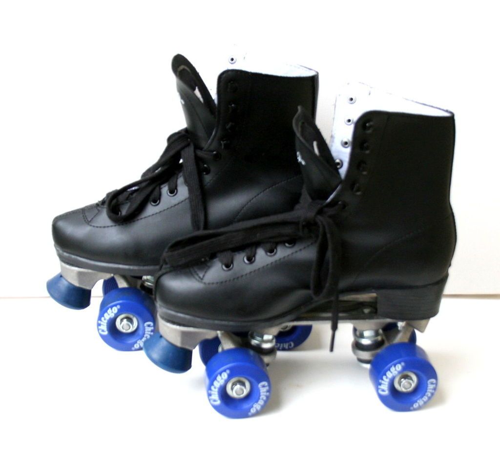 BRAND NEW CHICAGO 400/405 INDOOR QUAD RINK ROLLER SKATES MENS US 7 