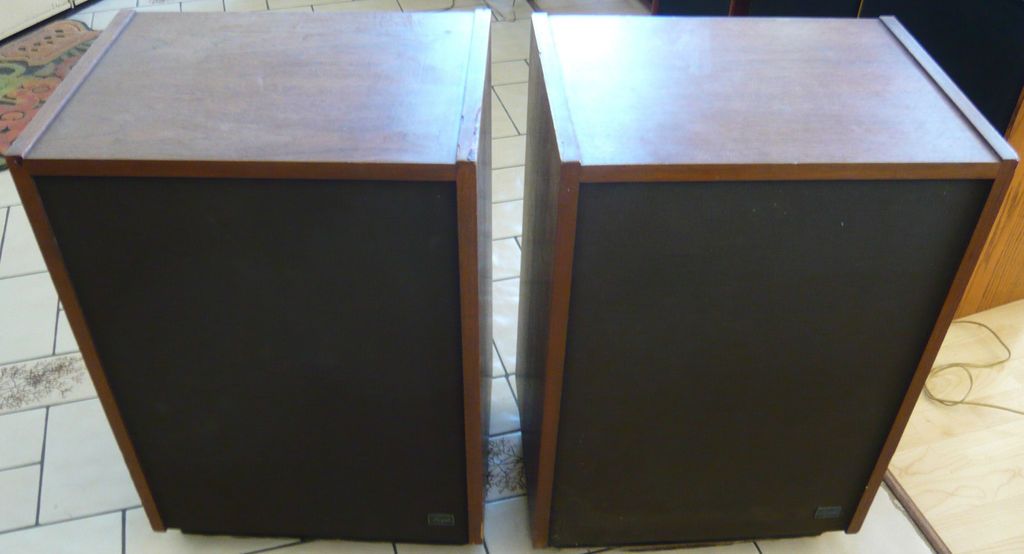 BOZAK VINTAGE SPEAKERS MODEL LS 400 IN GOOD COSMETIC, WORKING 