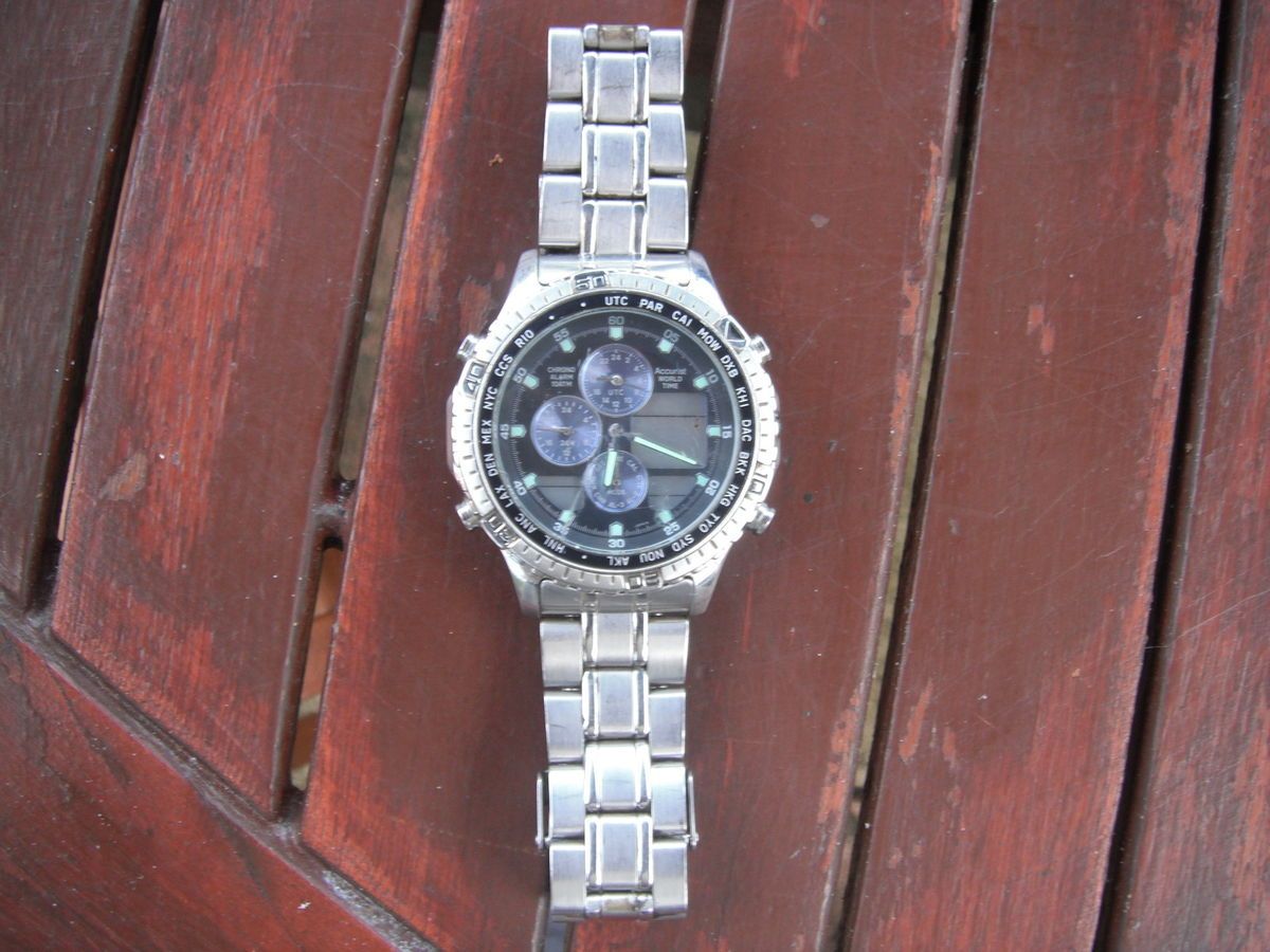 accurist mens chrono watch spares or repair