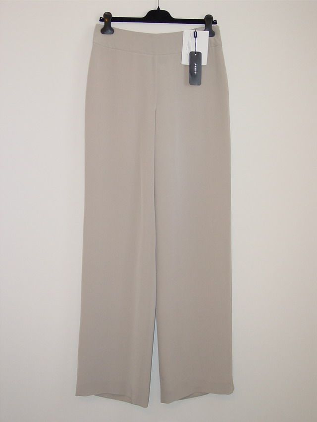 New AKRIS Greige Beige Silk Shantung Straight Trouser Pants 12