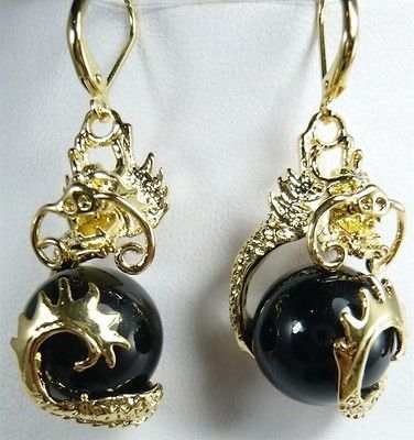 StunningIndian Agate Onyx Round Hook Earring 18K Yellow Dragon Gold 