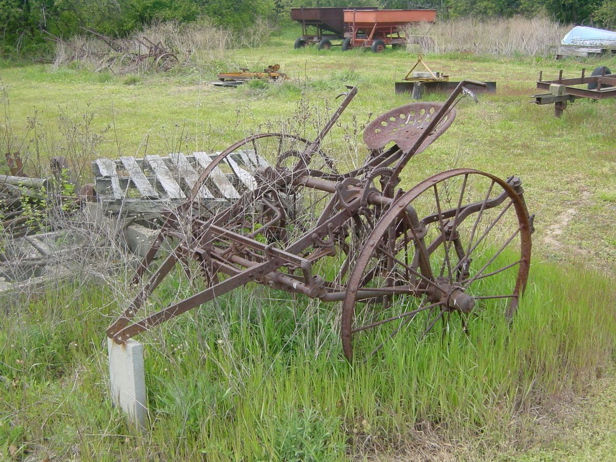 Antique Horse Darwn Cultivator International John Deere