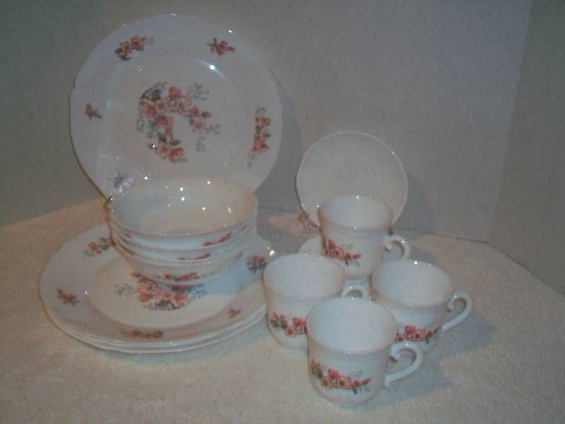 Arcopal China Pink Florentine Pattern 16pcs France VGC