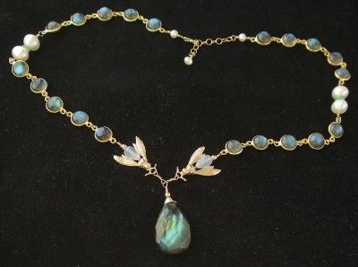 14k Gold Vintage French Bees Fiery Labradorite Pearl Necklace