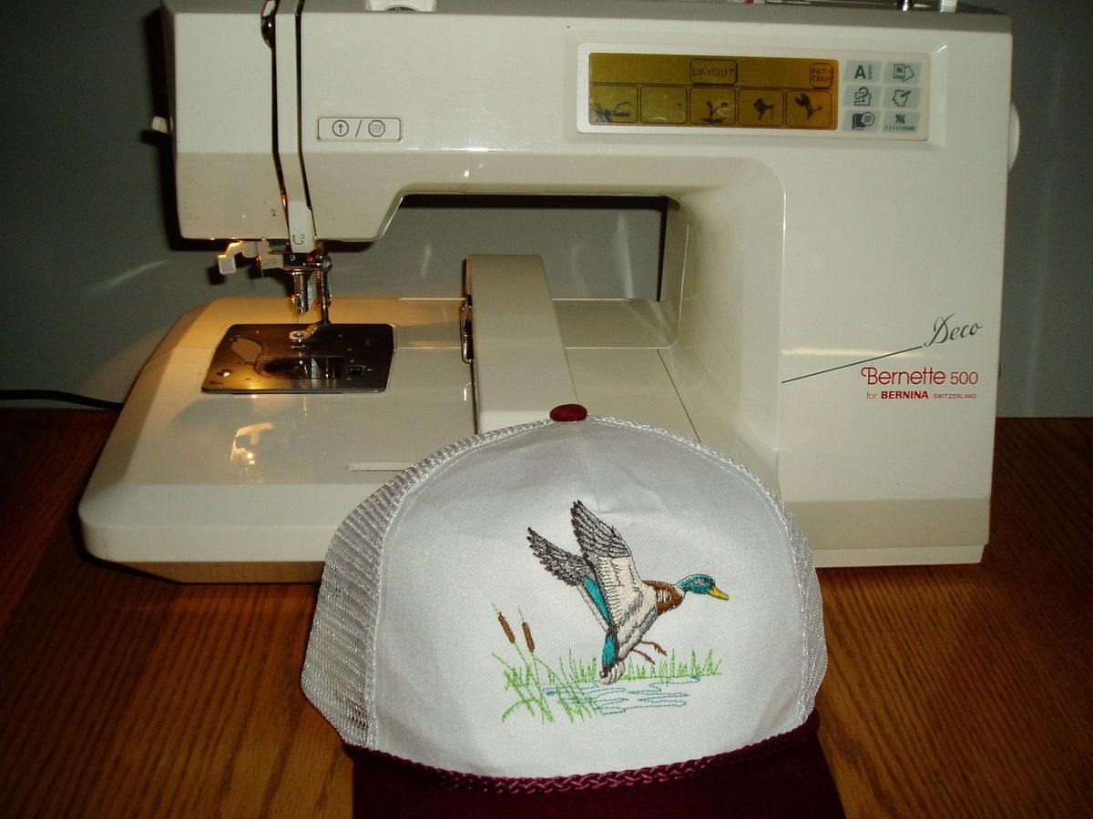 BERNINA DECO 500 EMBROIDERY MACHINE with HAT HOOP Standard and Small 
