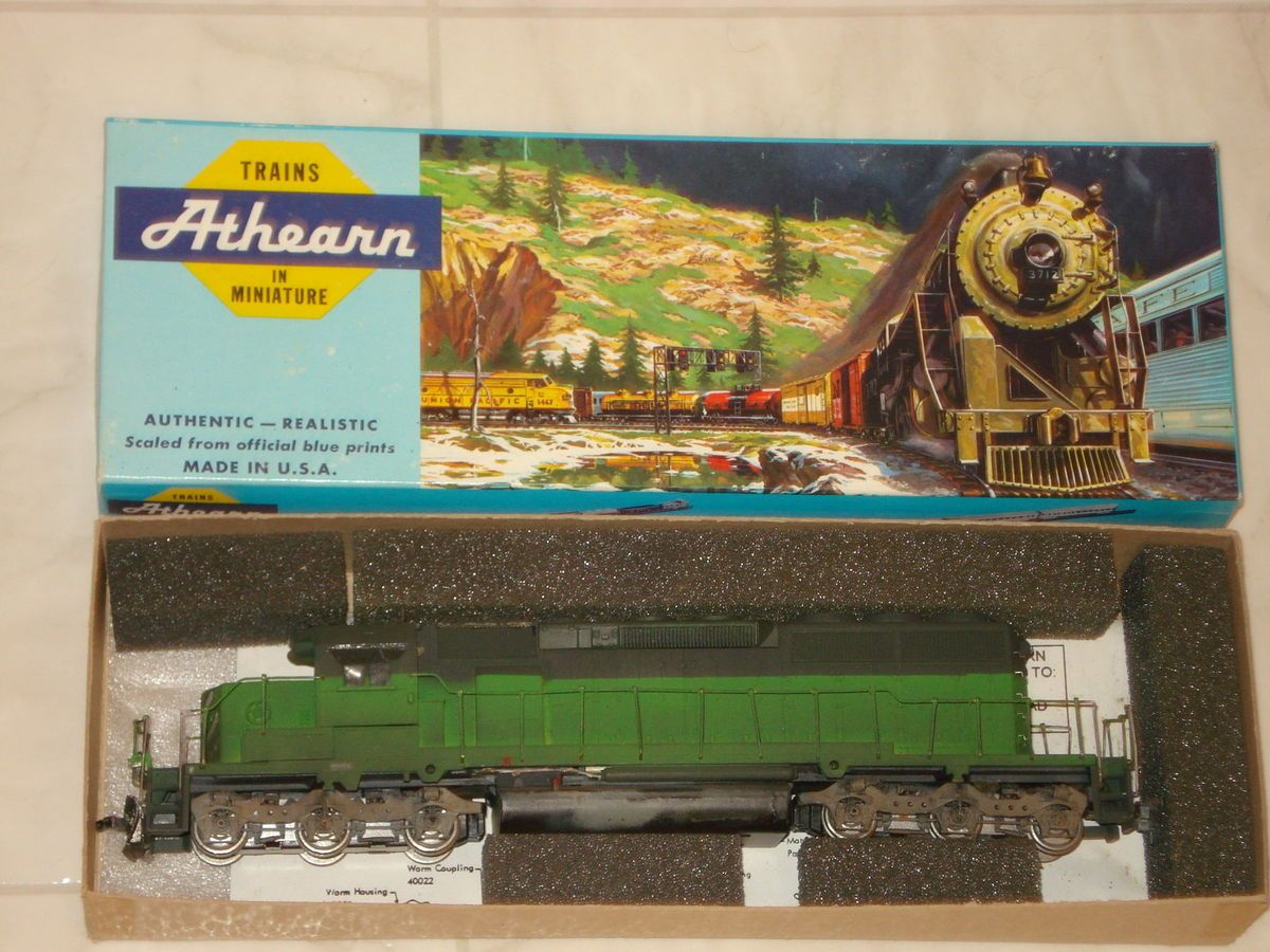 ATHEARN HO TRAINS IN MINIATURE LOCOMOTIVE SD40 2 POWER C N with GUIDES 