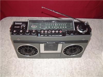   RS 466S Portable Radio/Cassette Player Boombox Ghetto Blaster