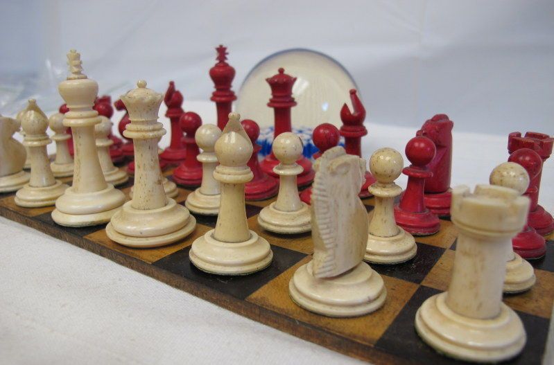 antique ox bone chess set staunton pattern xx rare english