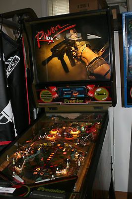 Gottlieb Raven Pinball Arcade Machine   PLAYS GREAT  NEW translite 