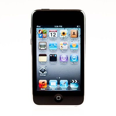   Apple iPod Touch 3rd Generation 32GB   Good Condition Black  Player