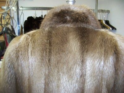 FUR; NATURAL CANADIAN BLONDE BEAVER COAT SHAWL COLLAR BAND CUFF ON 