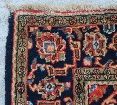 Antique Persian SAROUK Carpet Animals Colorful Old Handmade Oriental 