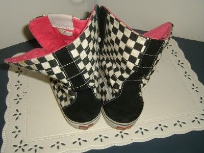 Vans Off The Wall Checkerboard Pink Inside Classic Hi Tops Size 11 WOS 